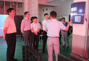 常州大學黨委浦玉忠、副校長芮國強，常州市政協副主席、三會會長顧森賢，常州市中小企業促進中心主任胥加祥等領導來我司參觀考察